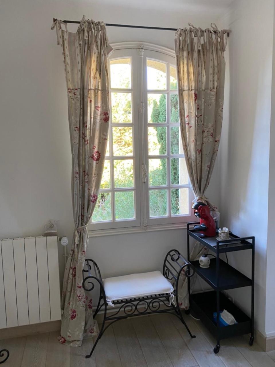 Bed and Breakfast Bastide De Gueissard Saint-Cyr-sur-Mer Exterior foto
