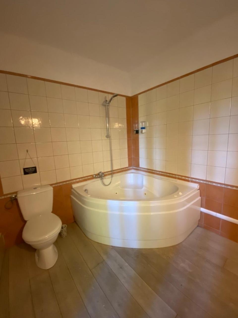 Bed and Breakfast Bastide De Gueissard Saint-Cyr-sur-Mer Exterior foto
